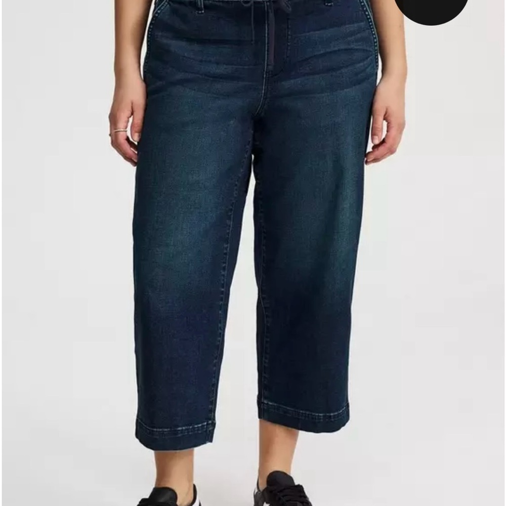 Torrid Dark Blue Ankle Jeans